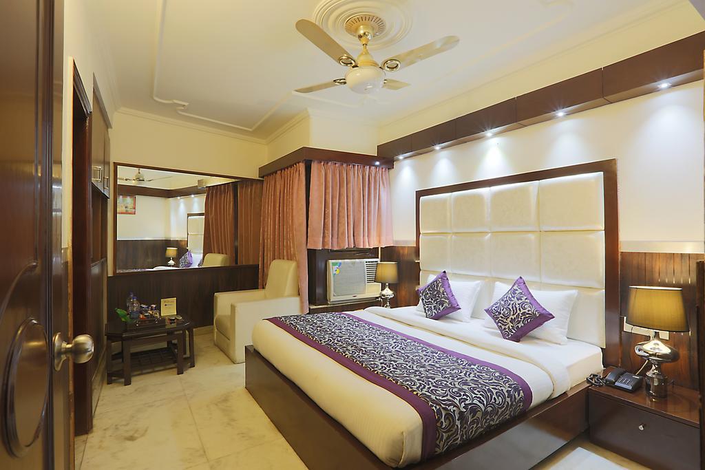 Hotel International Inn - Near Delhi Airport New Delhi Exterior photo
