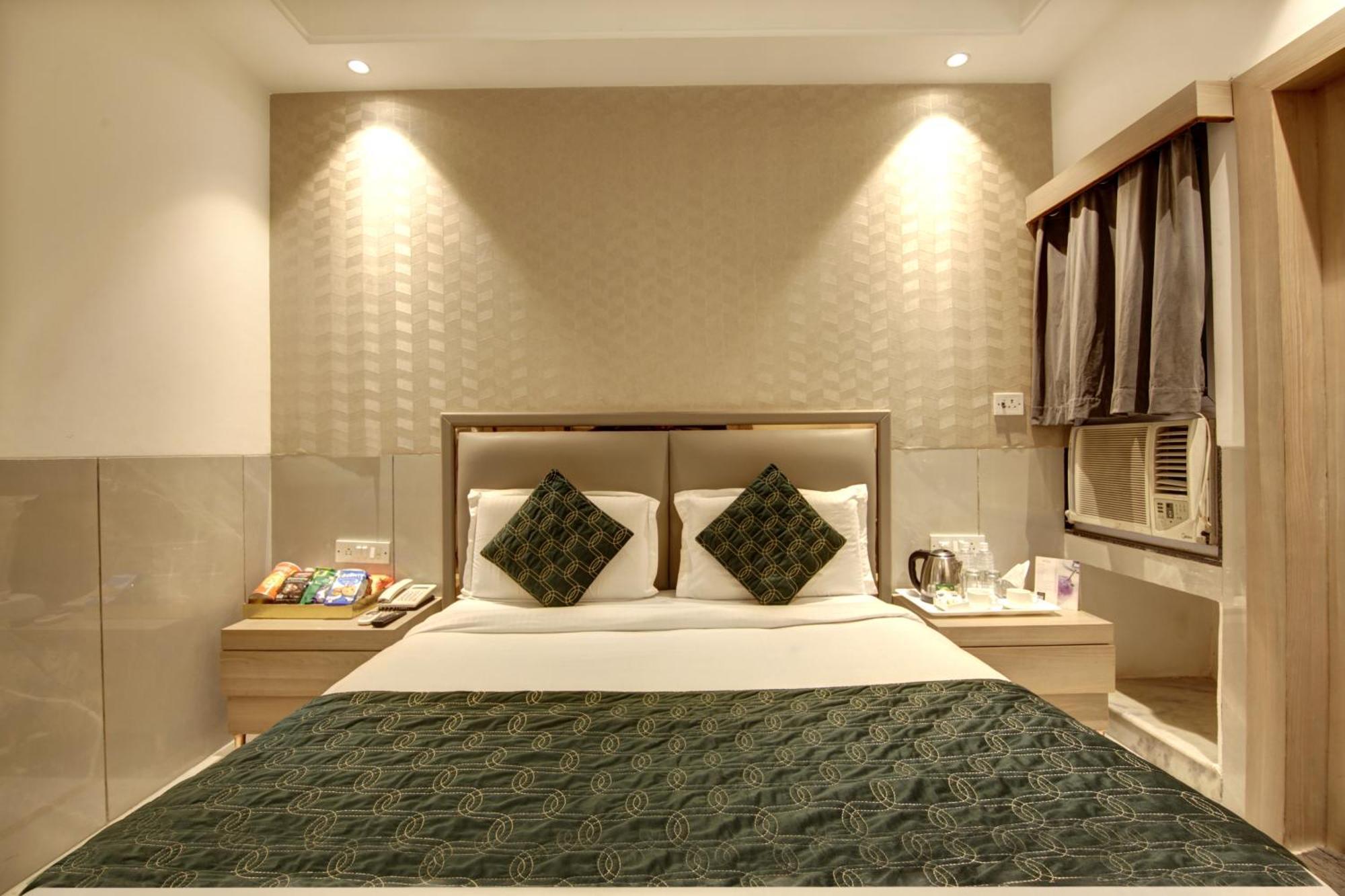 Hotel International Inn - Near Delhi Airport New Delhi Exterior photo